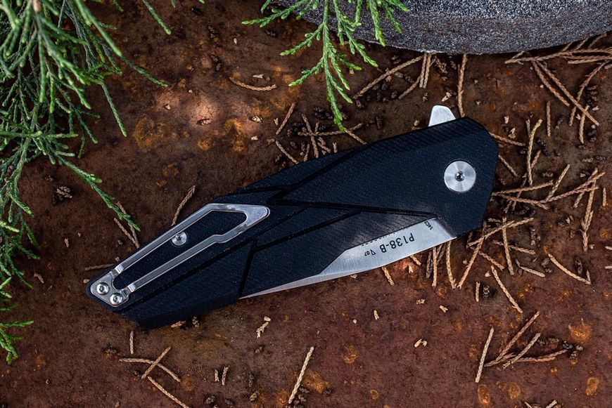 Ніж складаний Ruike Tanto, Sandvik 14C28N сатін, Black G-10/SS, кліпса (P138-B) RKE P138-B фото